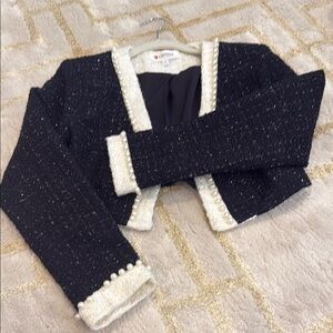 L'ATISTE Black and Cream Tailored Blazer